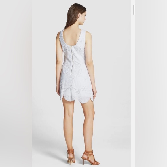 Lilly Pulitzer Delia Jumbo Seashell Dress - Picture 2 of 7